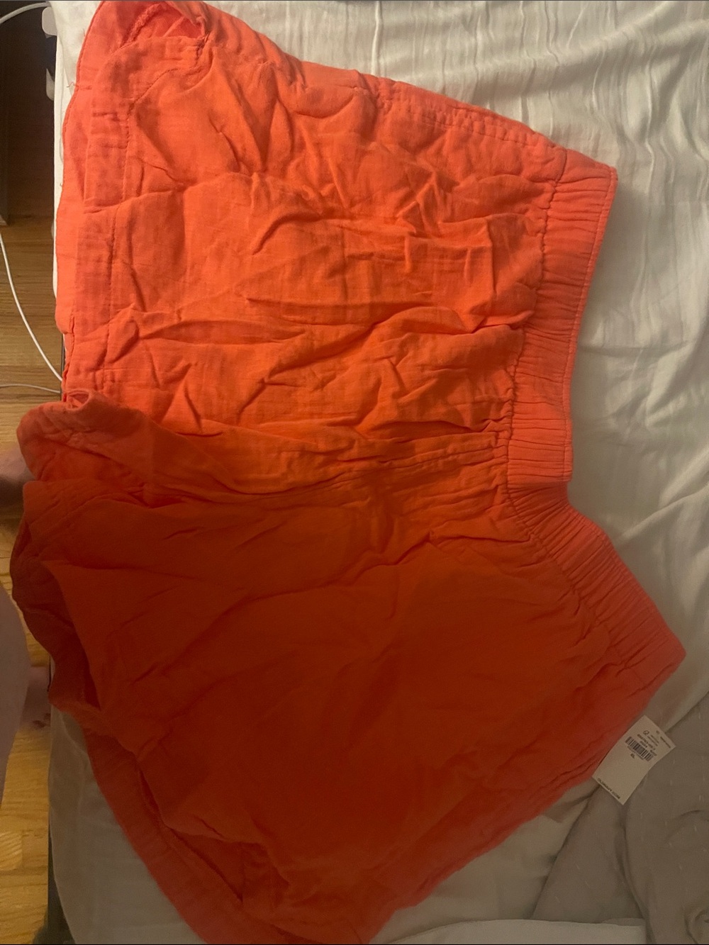 Orange loose shorts